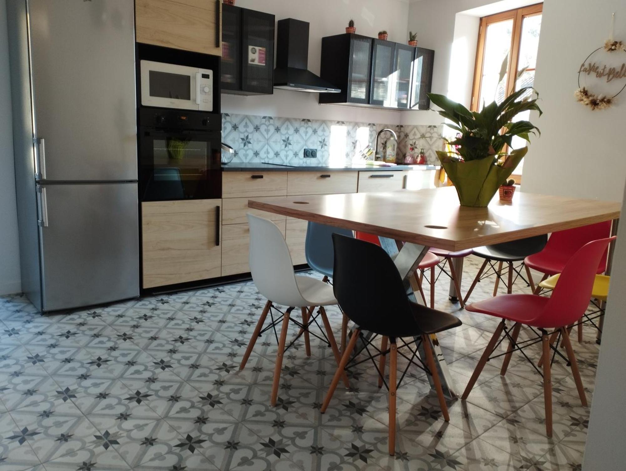 Coliving Des Moulins Sur Cremieu 3Etoiles - Proche De Lyon & Bugey Apartment Exterior foto